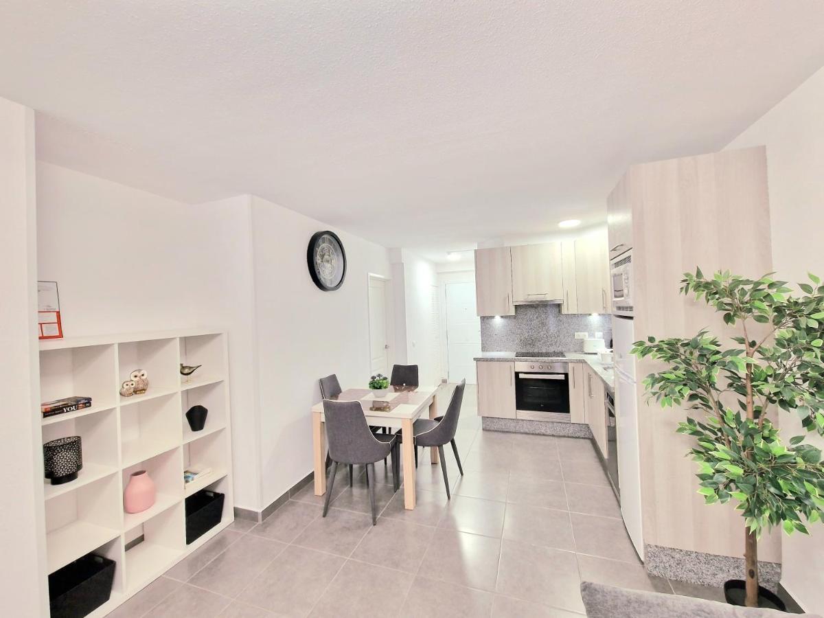 Rhea Calista Apartament Los Cristianos  Bagian luar foto