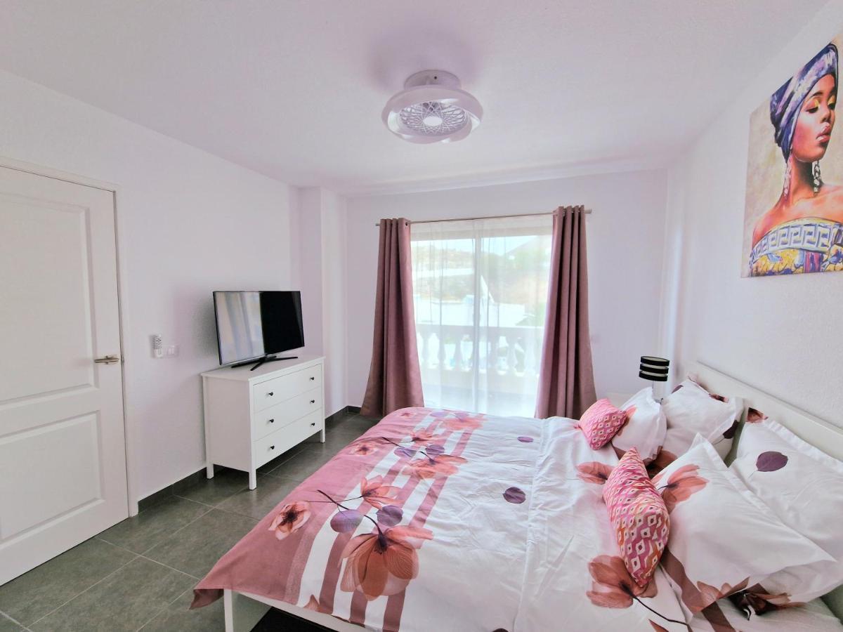 Rhea Calista Apartament Los Cristianos  Bagian luar foto